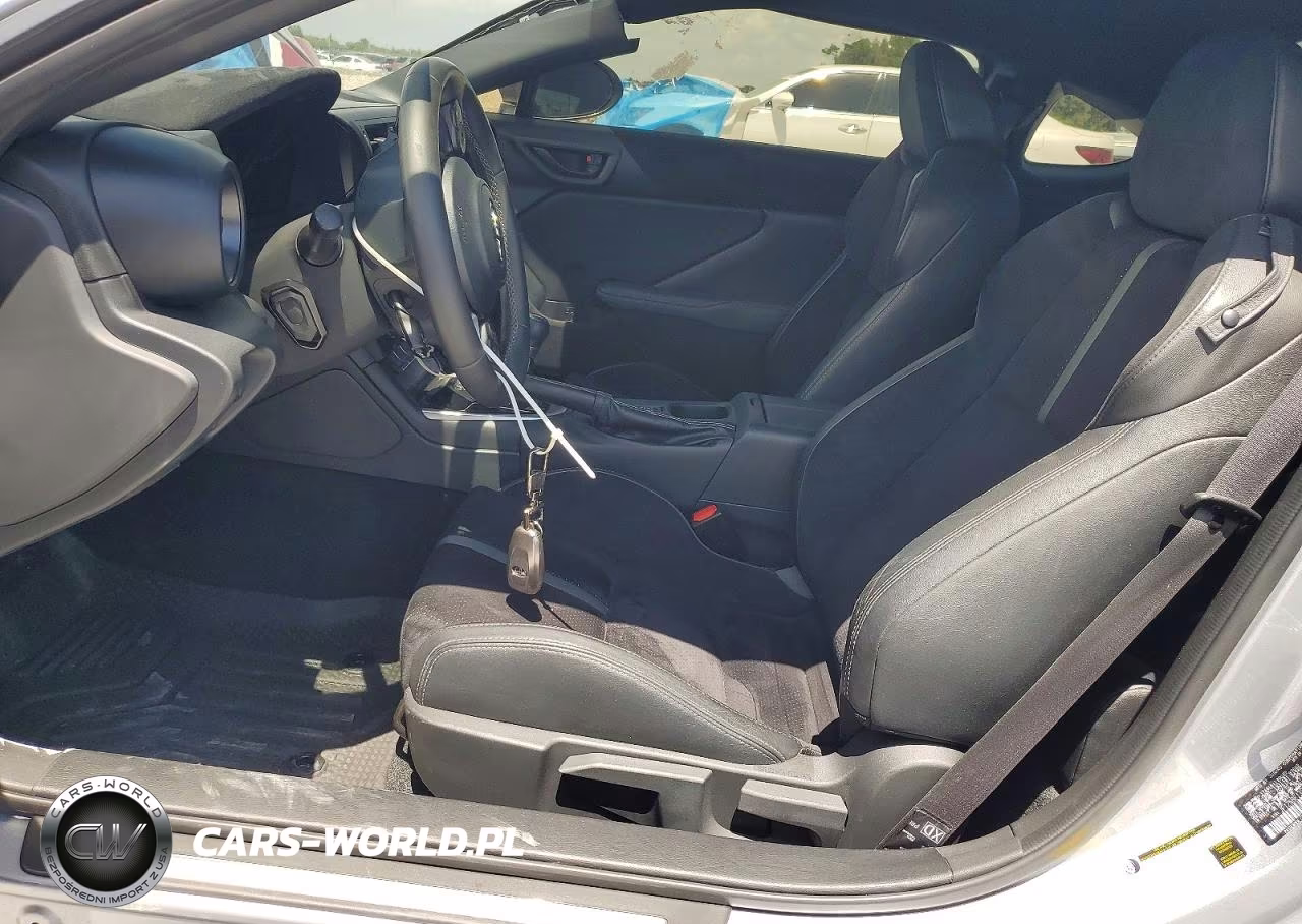 2025 Toyota Gr 86 Premium VIN:JF1ZNBE13S8756180 - 7