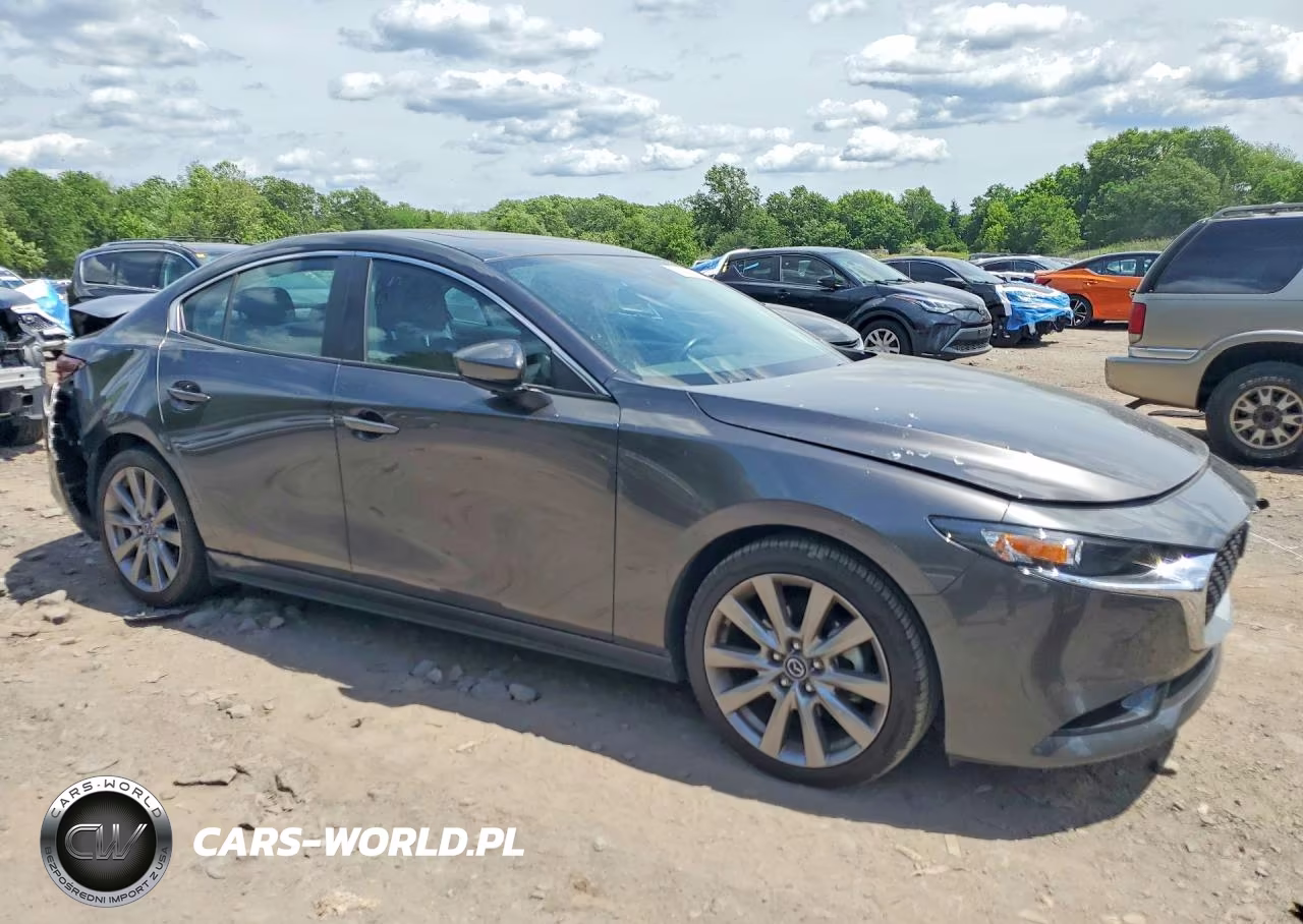 2021 Mazda 3 Preferred VIN:3MZBPBCL0MM252871 - 4