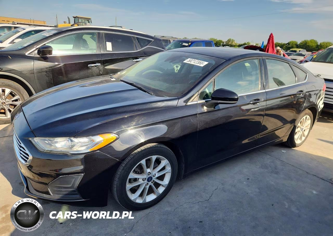 2020 Ford Fusion Se – zdjęcie 1 z 12