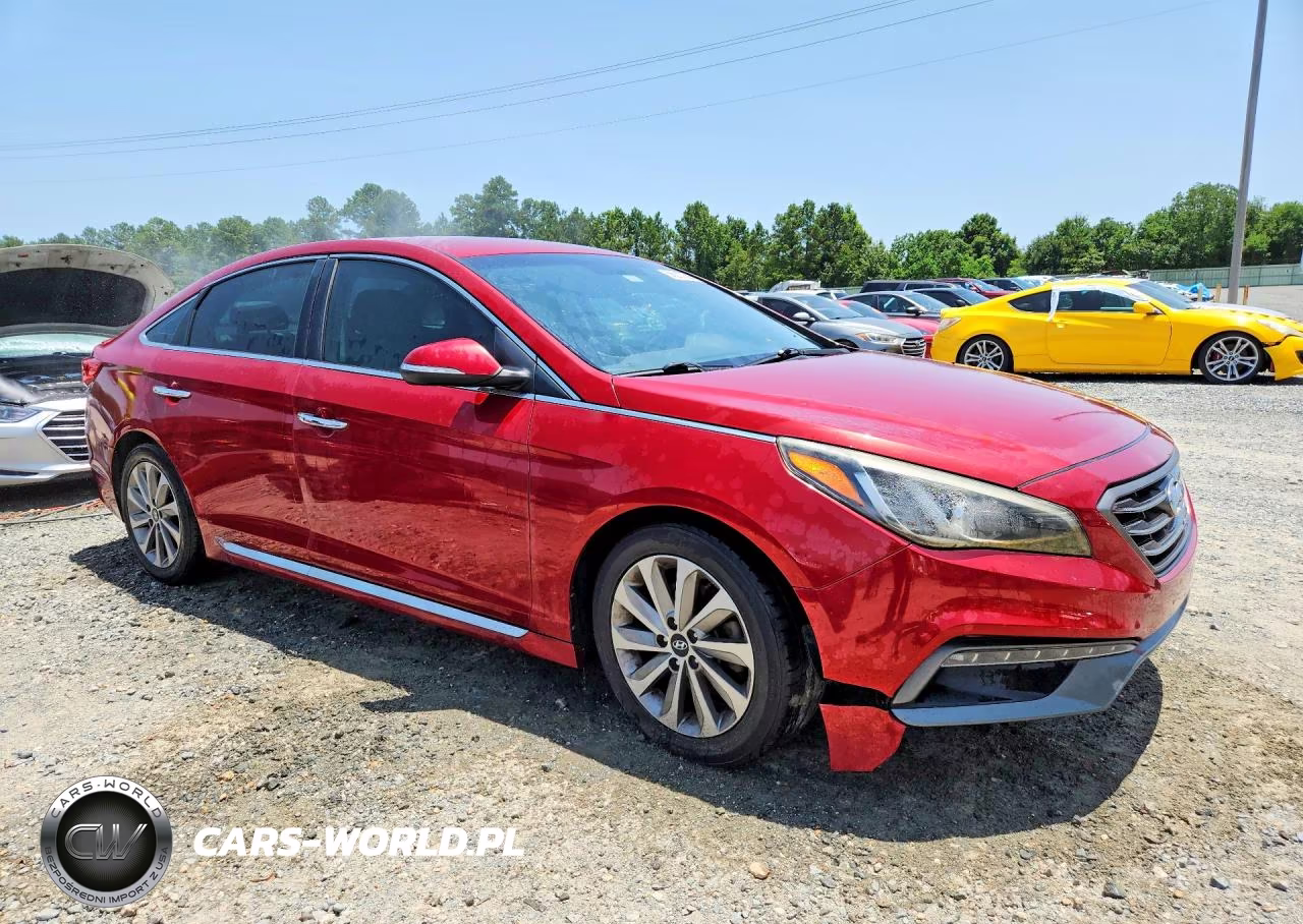 2015 Hyundai Sonata Sport VIN:5NPE34AF8FH204404 - 4