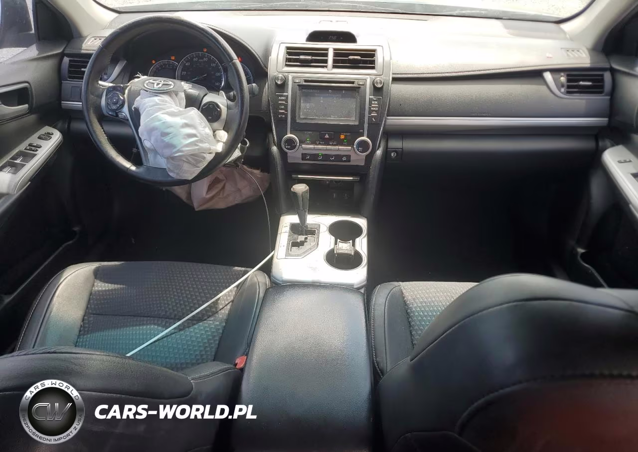 2014 Toyota Camry Se Sport VIN:4T1BF1FK2EU438875 - 8