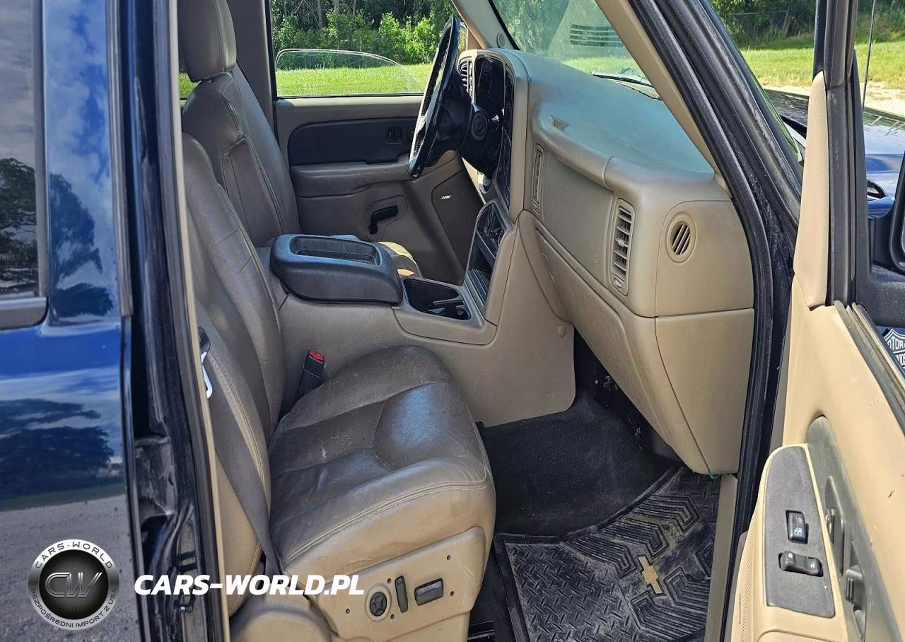 2004 Chevrolet Avalanche K2500 VIN:3GNGK22GX4G149832 - 5