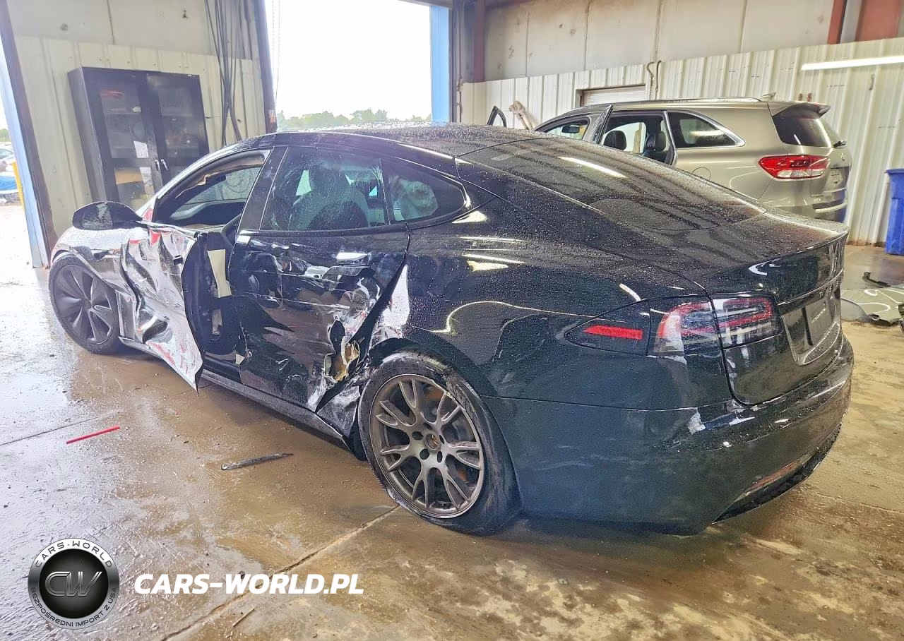 2024 Tesla Model S VIN:5YJSA1E52RF543624 - 2