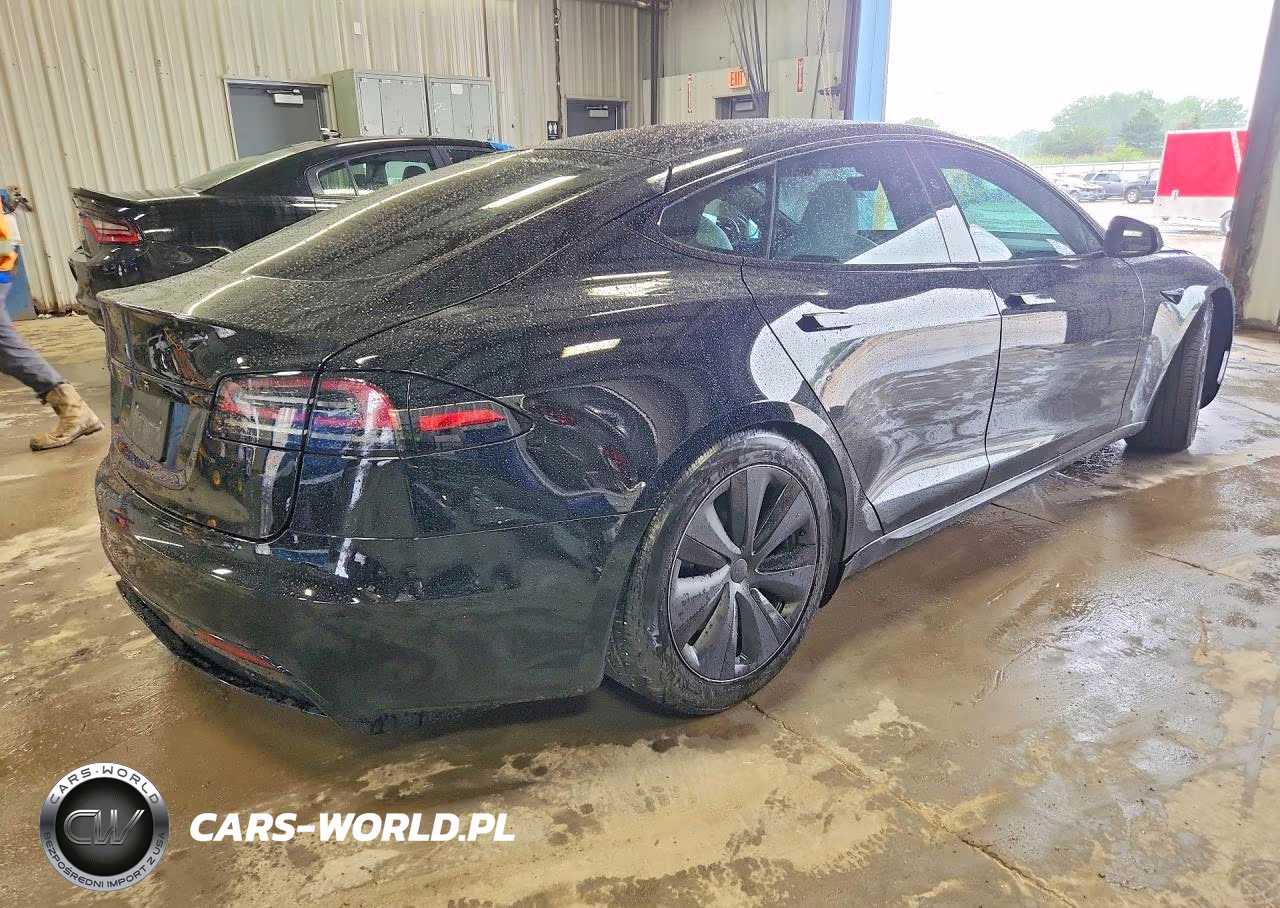 2024 Tesla Model S VIN:5YJSA1E52RF543624 - 3