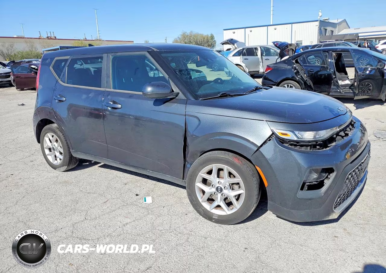2021 Kia Soul S VIN:KNDJ23AU3M7781174 - 4