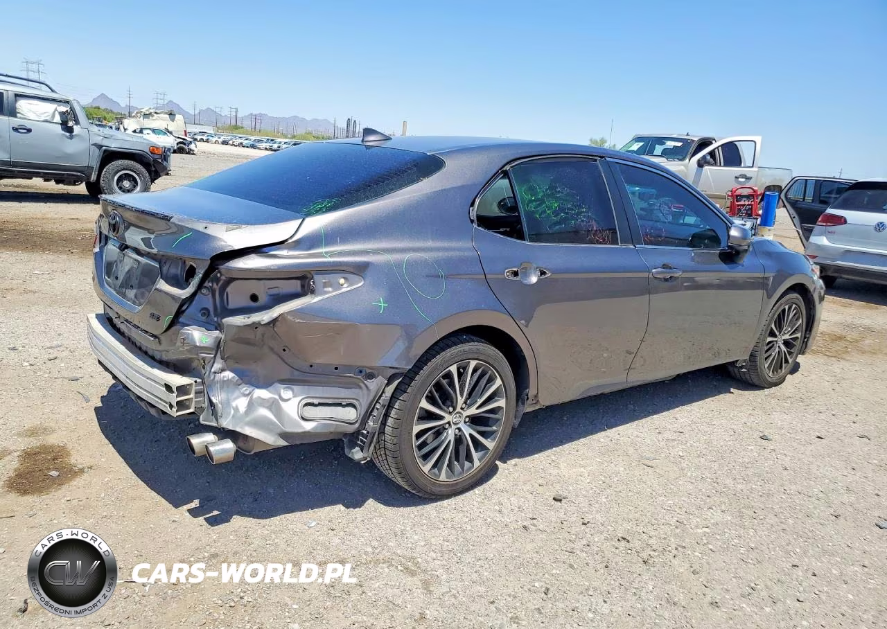 2020 Toyota Camry Se VIN:4T1G11AK4LU909871 - 3