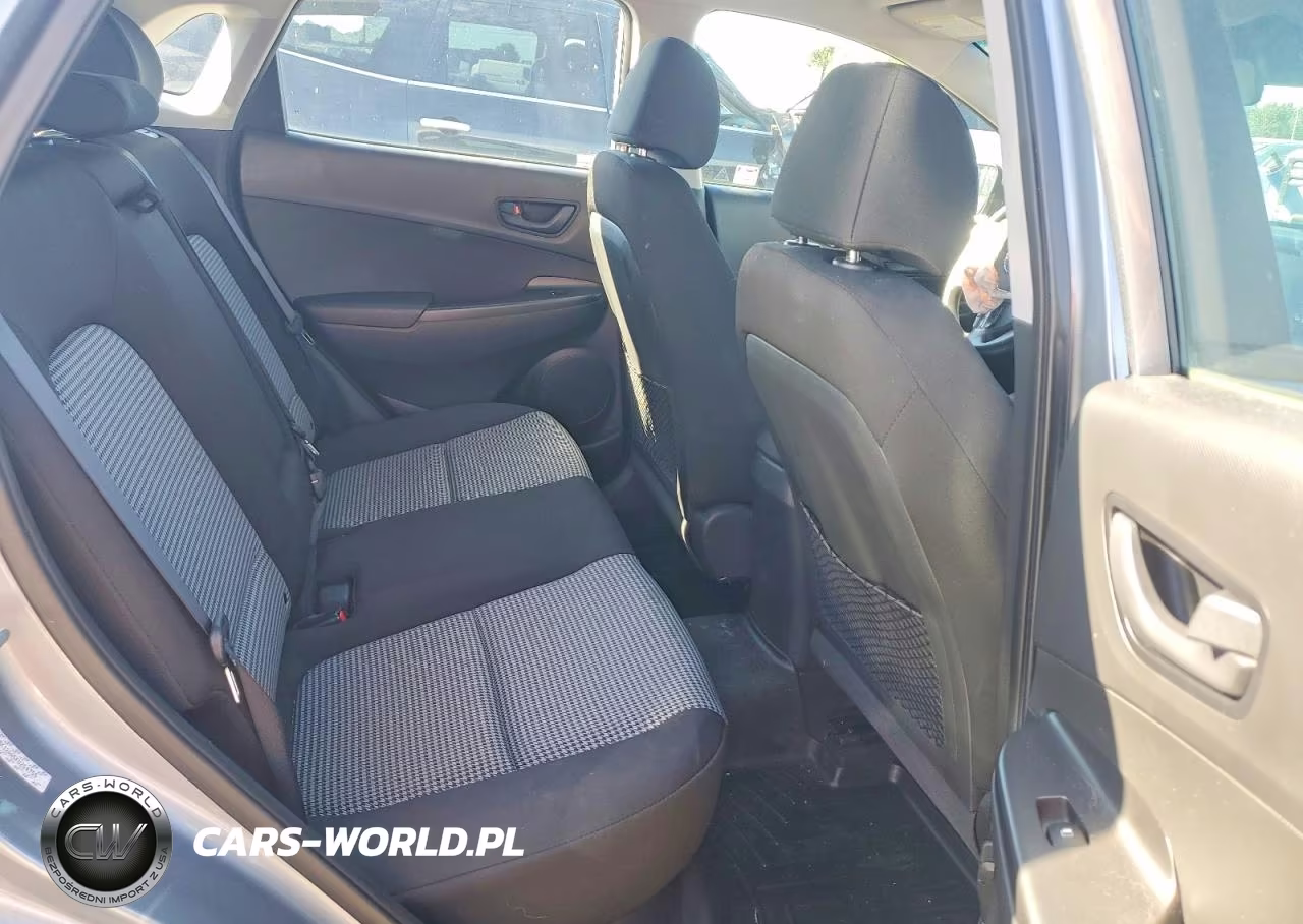 2019 Hyundai Kona Se VIN:KM8K12AA5KU254755 - 10