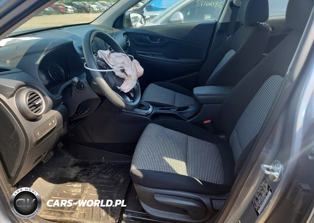 2019 Hyundai Kona Se VIN:KM8K12AA5KU254755 - 7
