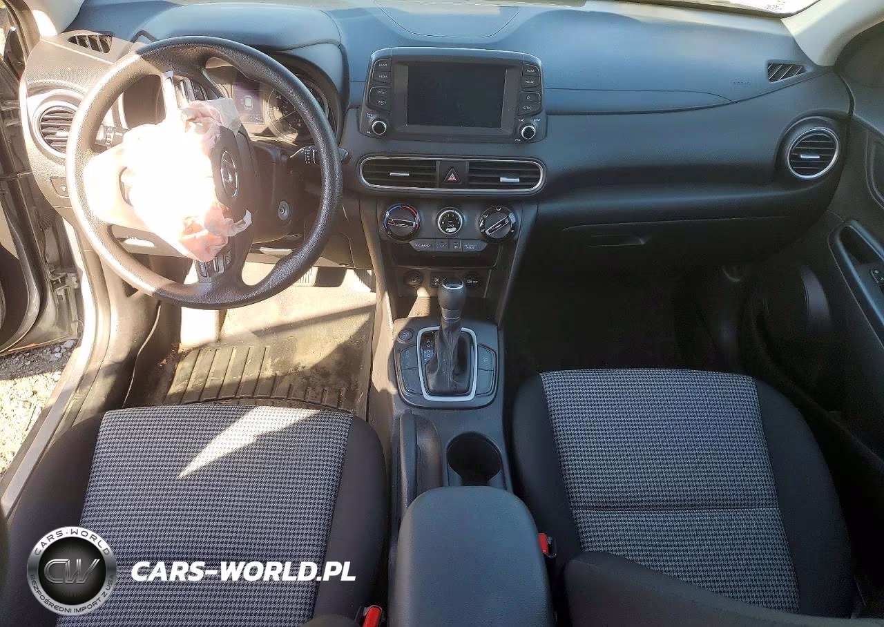 2019 Hyundai Kona Se VIN:KM8K12AA5KU254755 - 8