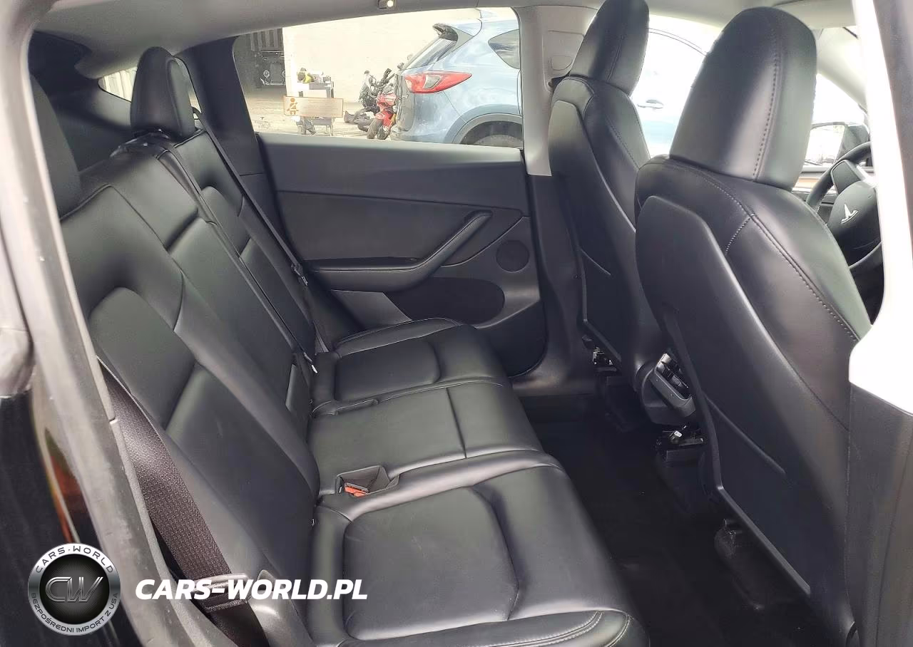 2023 Tesla Model Y VIN:7SAYGAEE2PF694889 - 11