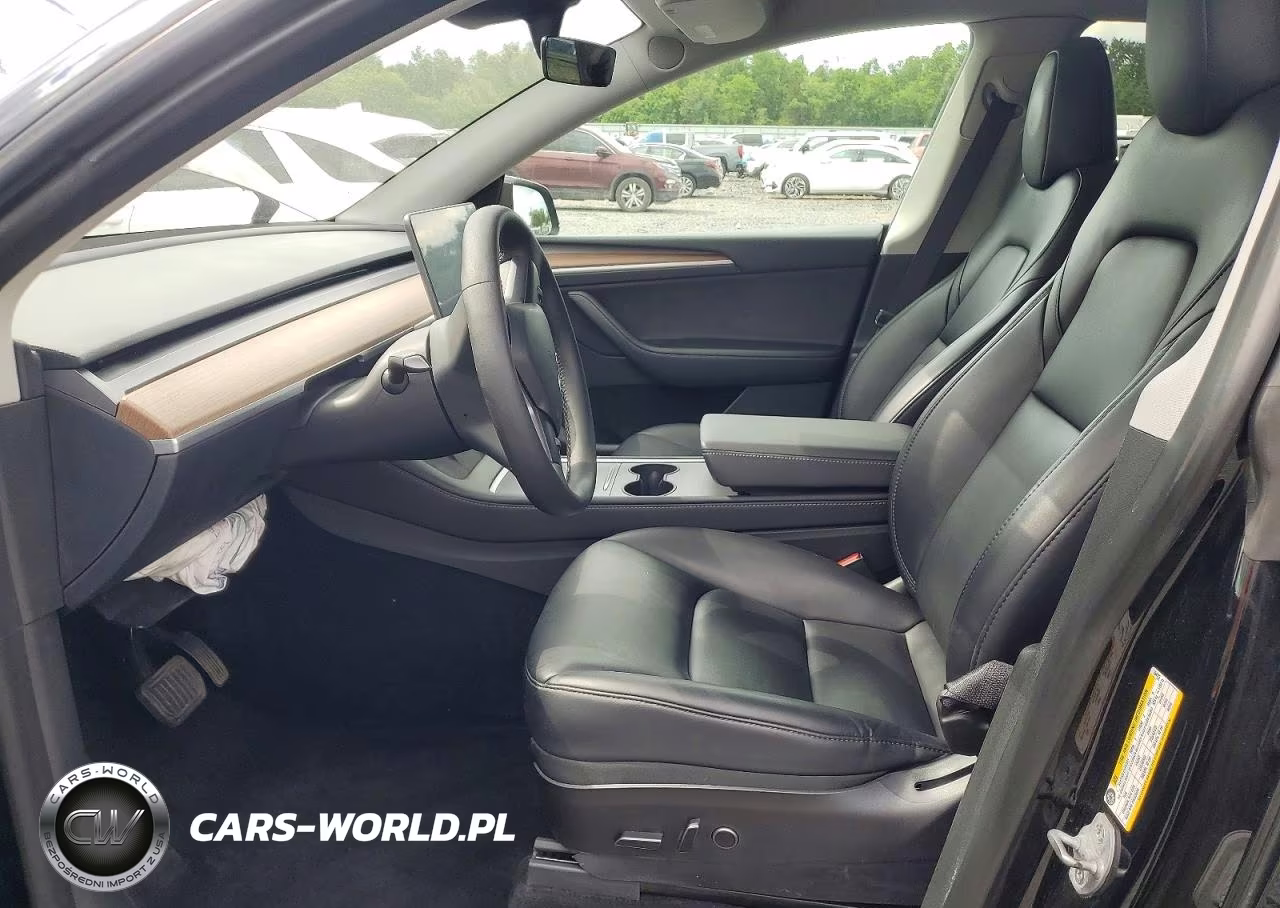 2023 Tesla Model Y VIN:7SAYGAEE2PF694889 - 7