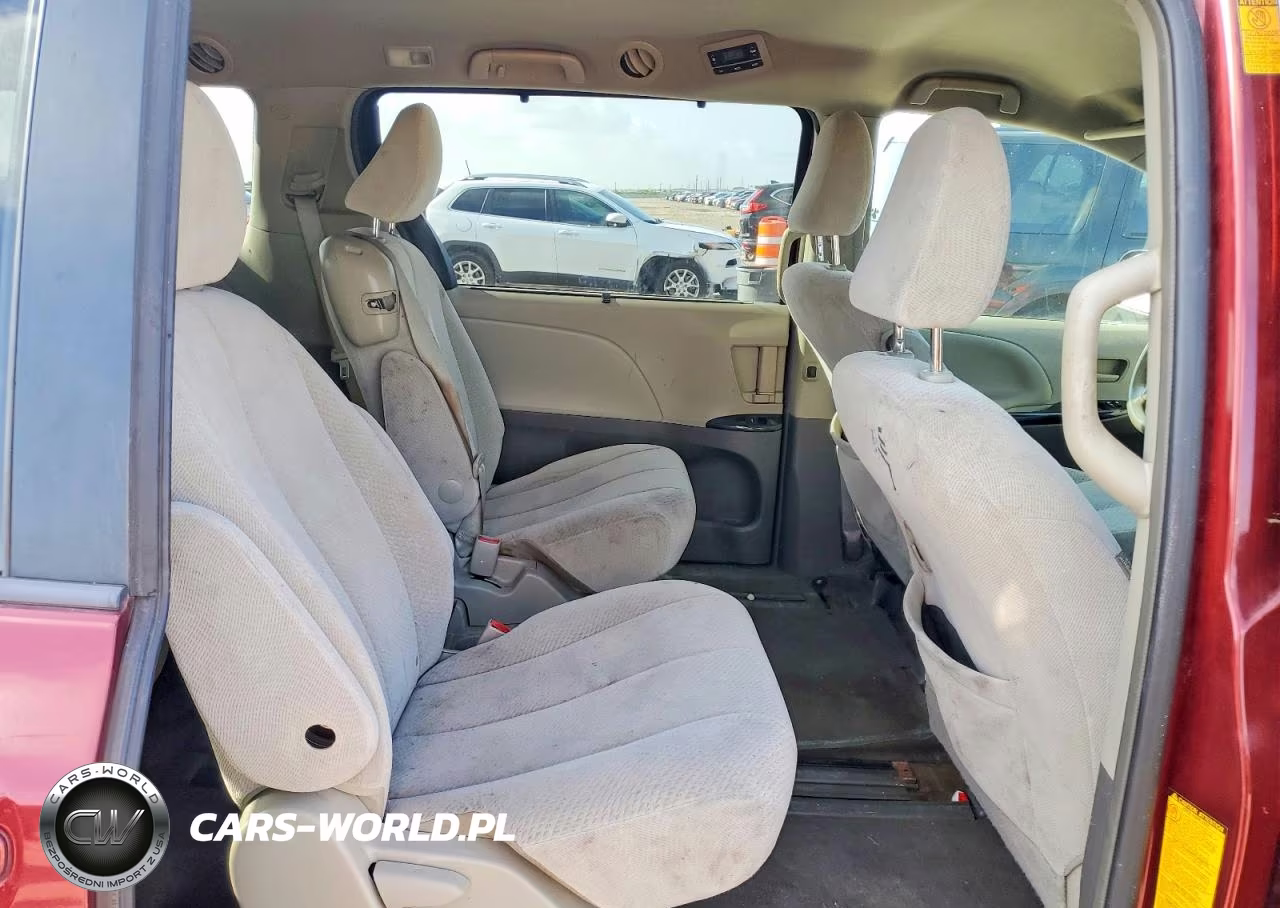 2013 Toyota Sienna Le VIN:5TDKK3DC3DS328671 - 11