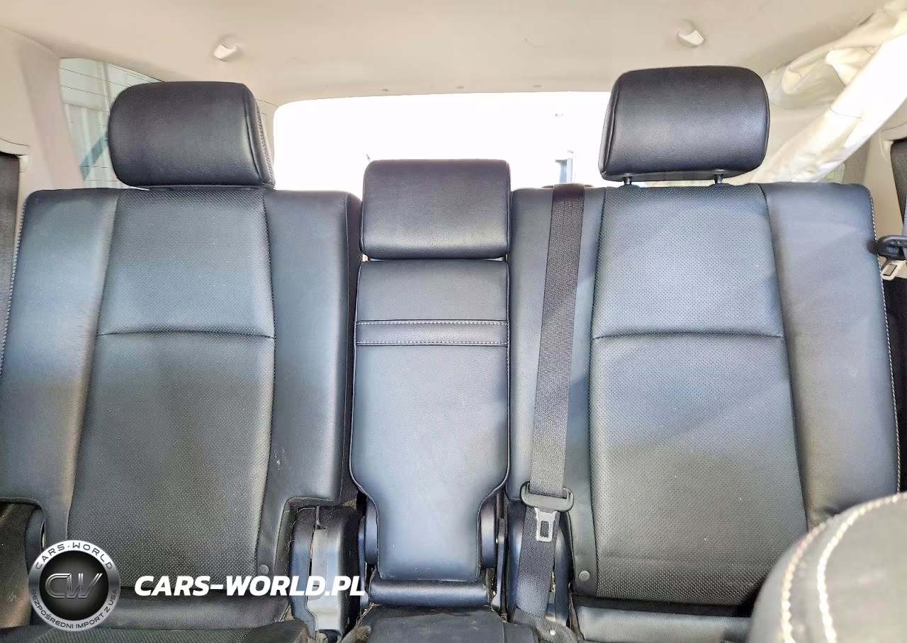 2024 Toyota 4Runner Limited VIN:JTEKU5JR4R6300721 - 10