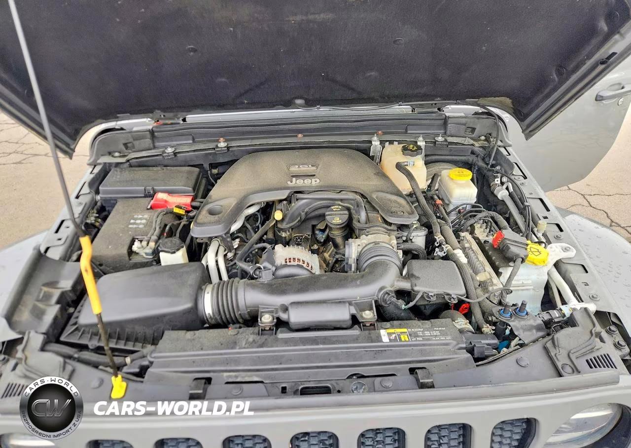 2019 Jeep Wrangler Unlimited Sahara VIN:1C4HJXEG9KW648077 - 11