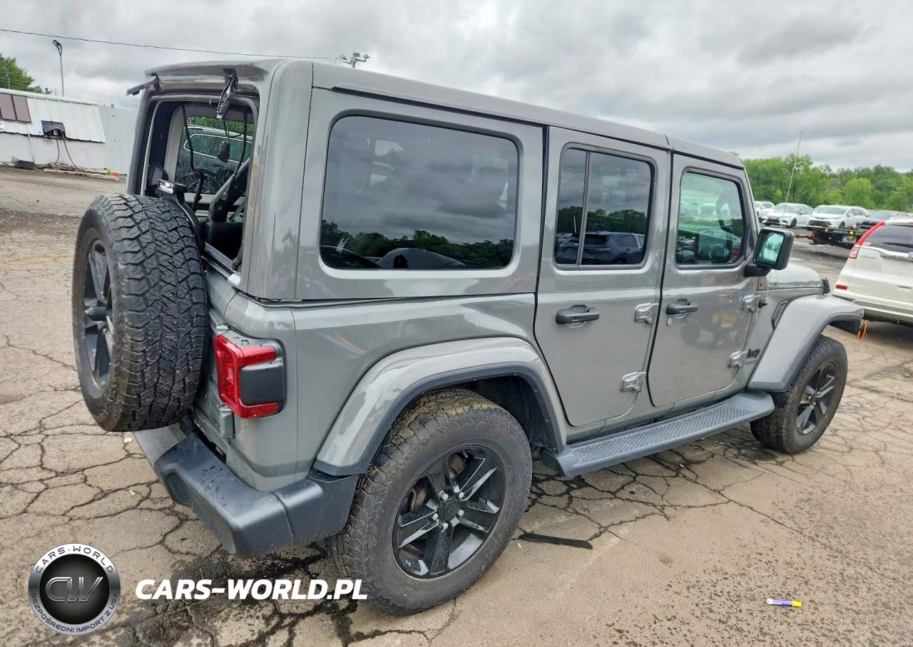 2019 Jeep Wrangler Unlimited Sahara VIN:1C4HJXEG9KW648077 - 3