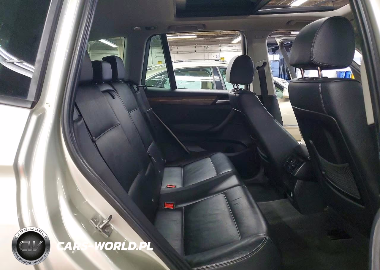 2012 BMW X3 xDrive28I VIN:5UXWX5C5XCL723690 - 11