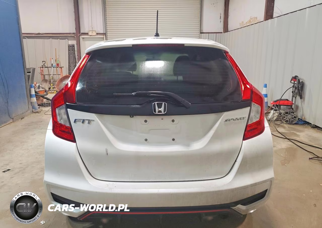 2018 Honda Fit Sport VIN:3HGGK5H66JM700264 - 6