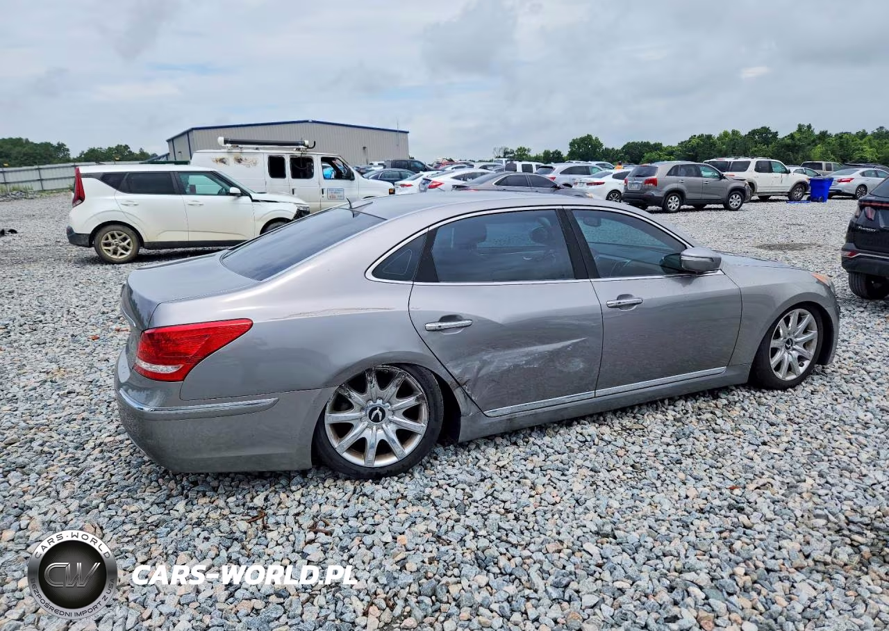 2011 Hyundai Equus Signature VIN:KMHGH4JF5BU035397 - 3