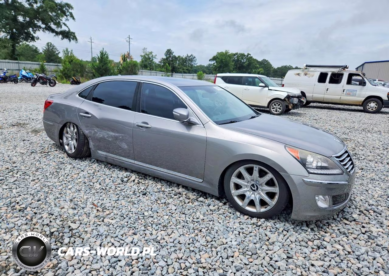 2011 Hyundai Equus Signature VIN:KMHGH4JF5BU035397 - 4