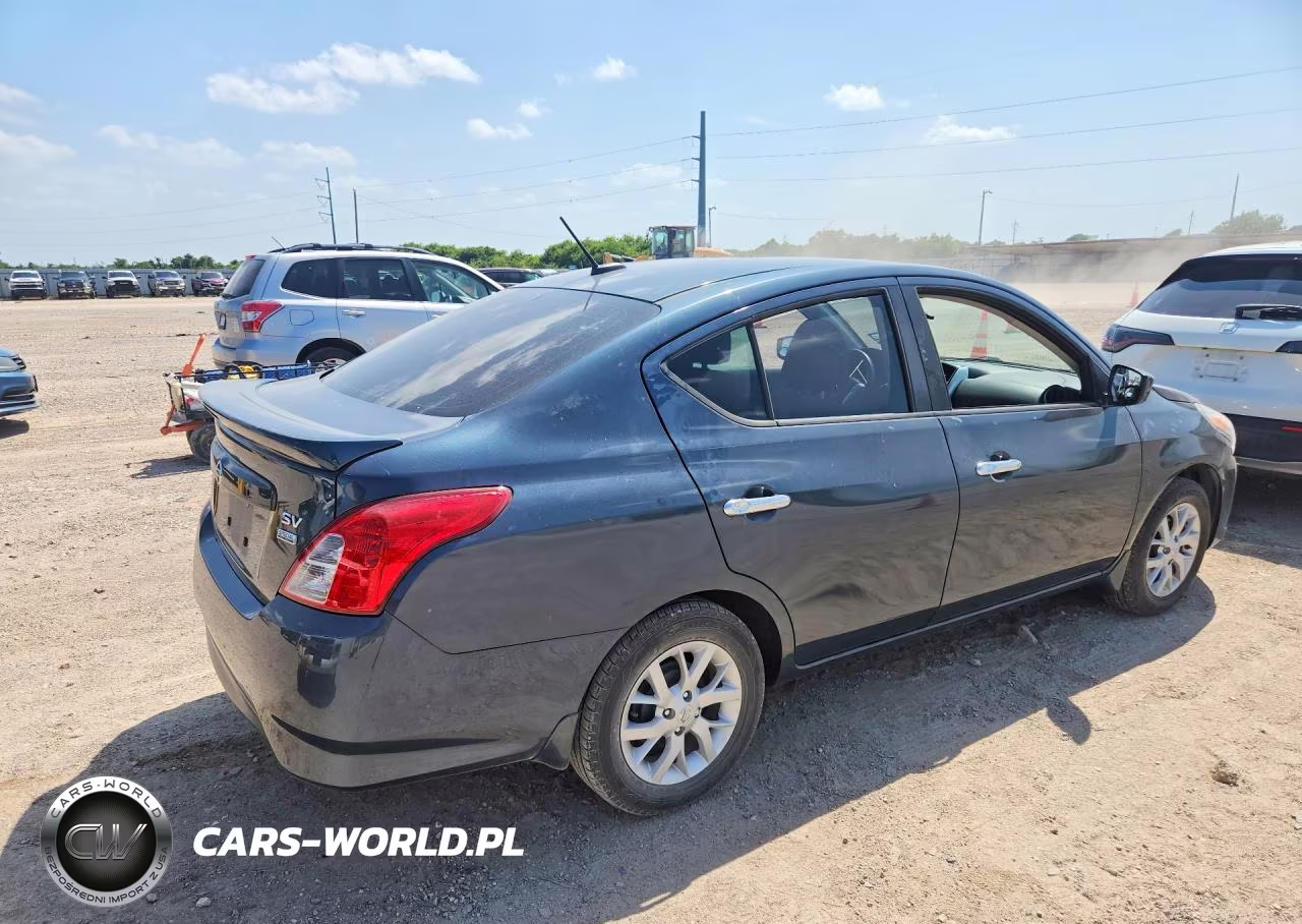2017 Nissan Versa 1.6 S VIN:3N1CN7AP8HL802218 - 3