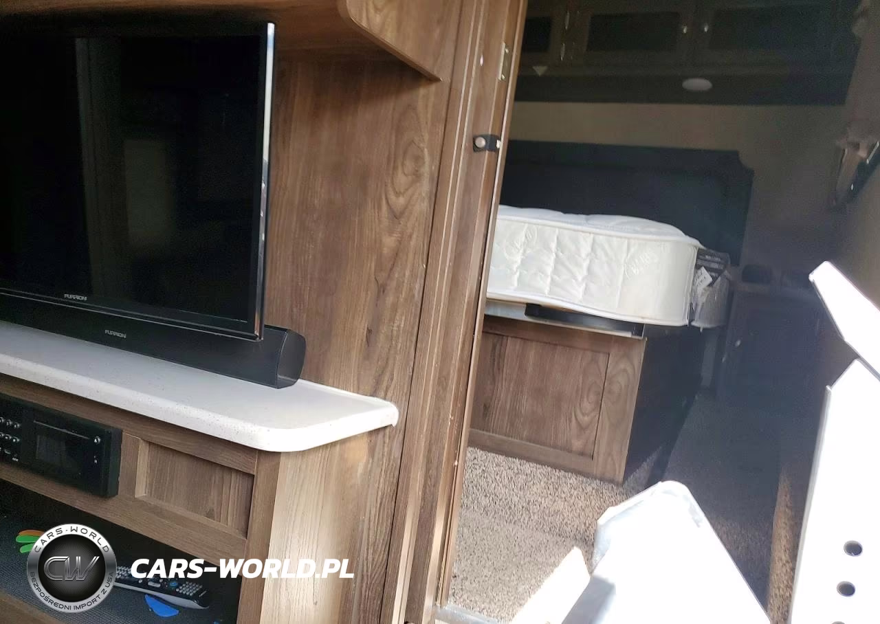 2017 Rockwood Travel VIN:4X4FRLD22HZ148634 - 5