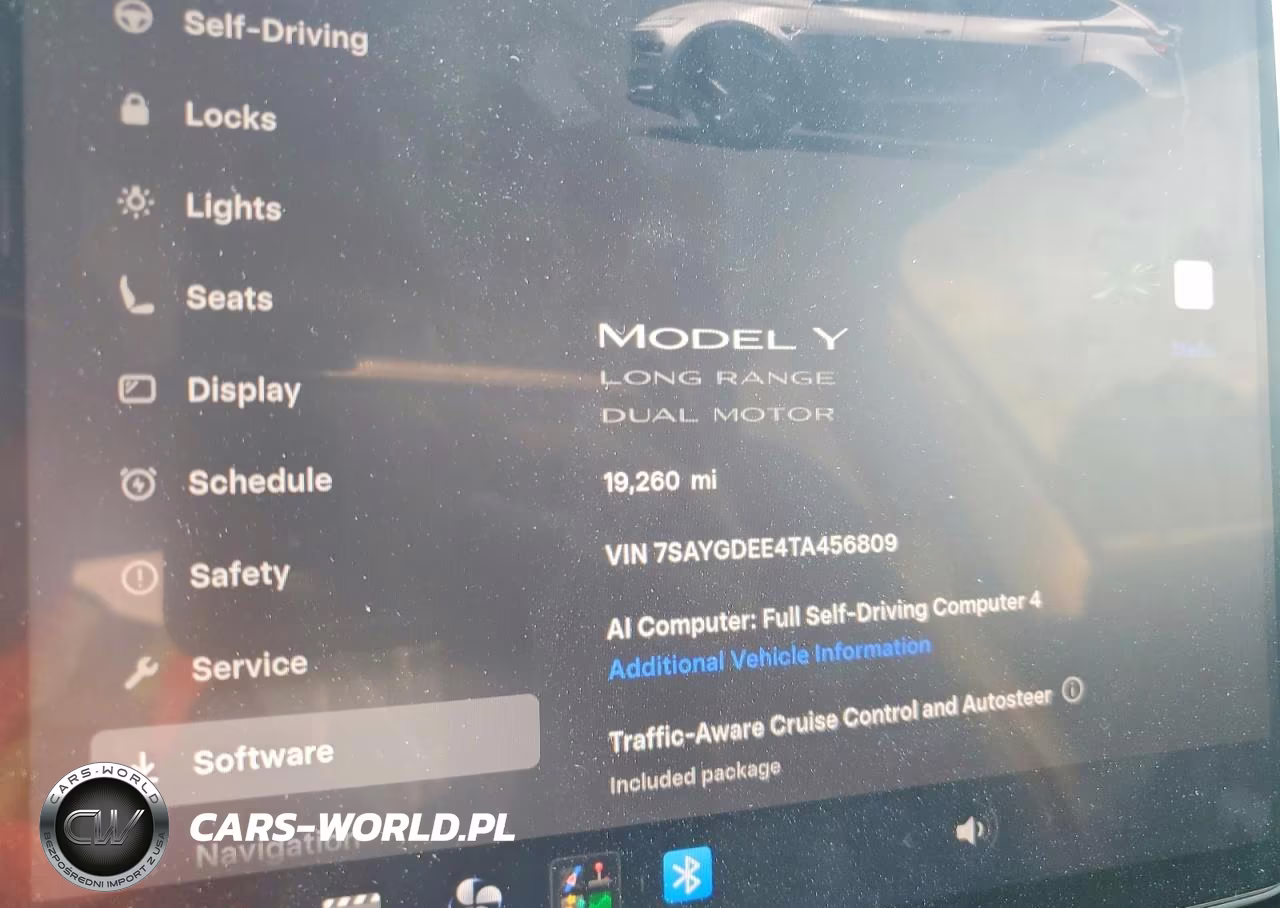 2026 Tesla Model Y VIN:7SAYGDEE4TA456809 - 9