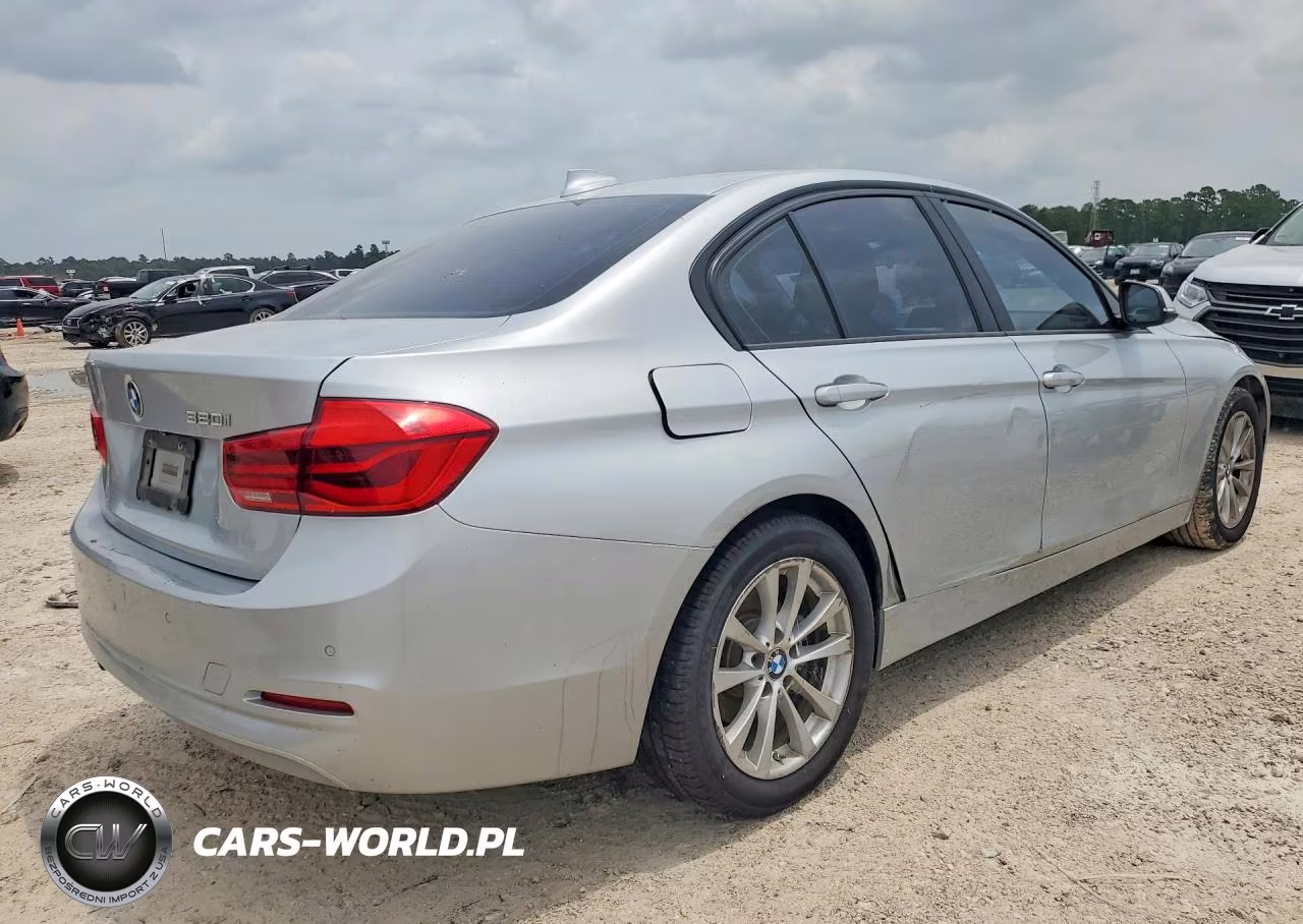 2017 BMW 320 I VIN:WBA8E1G38HNU17761 - 3