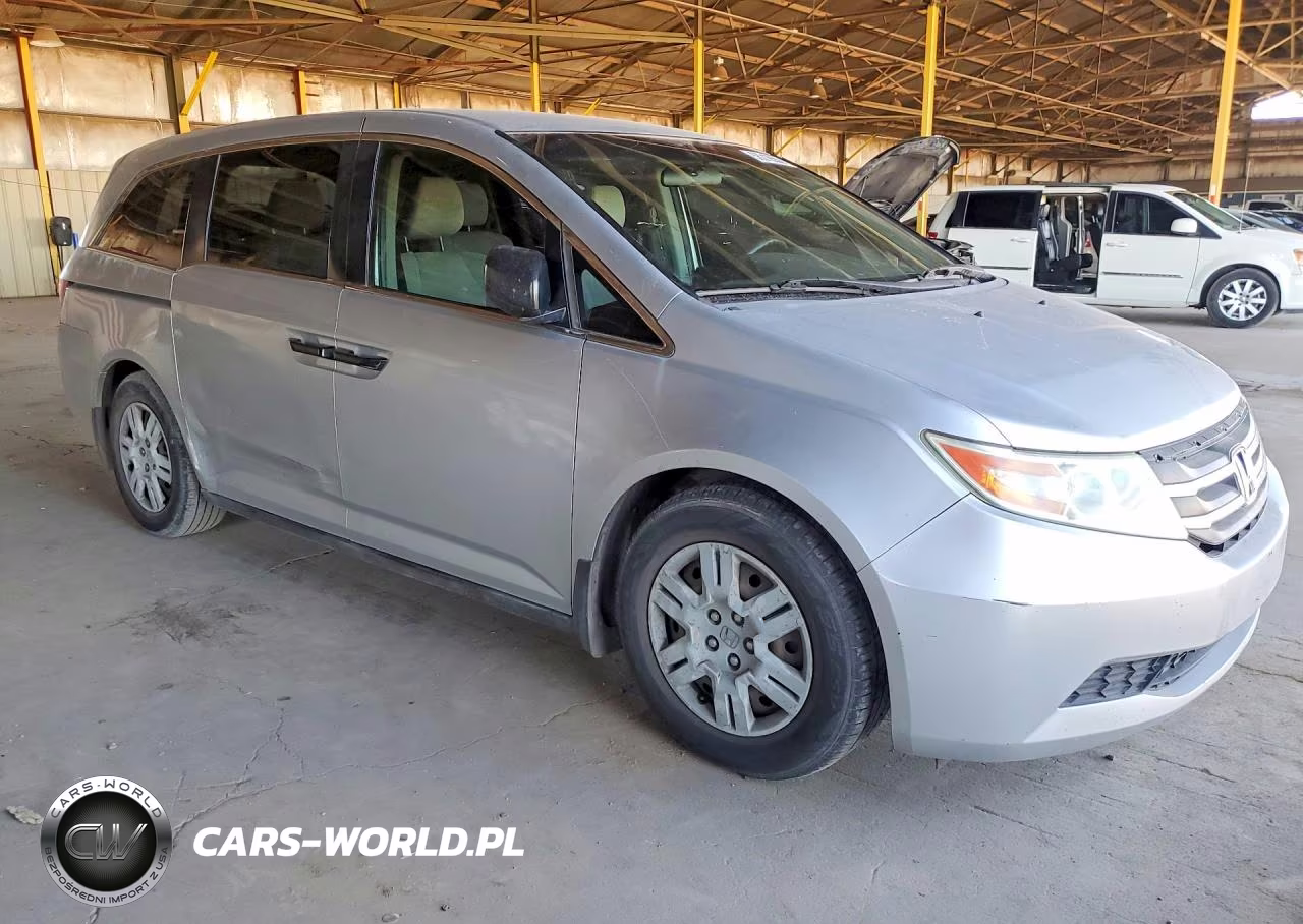 2011 Honda Odyssey Lx VIN:5FNRL5H29BB006787 - 4