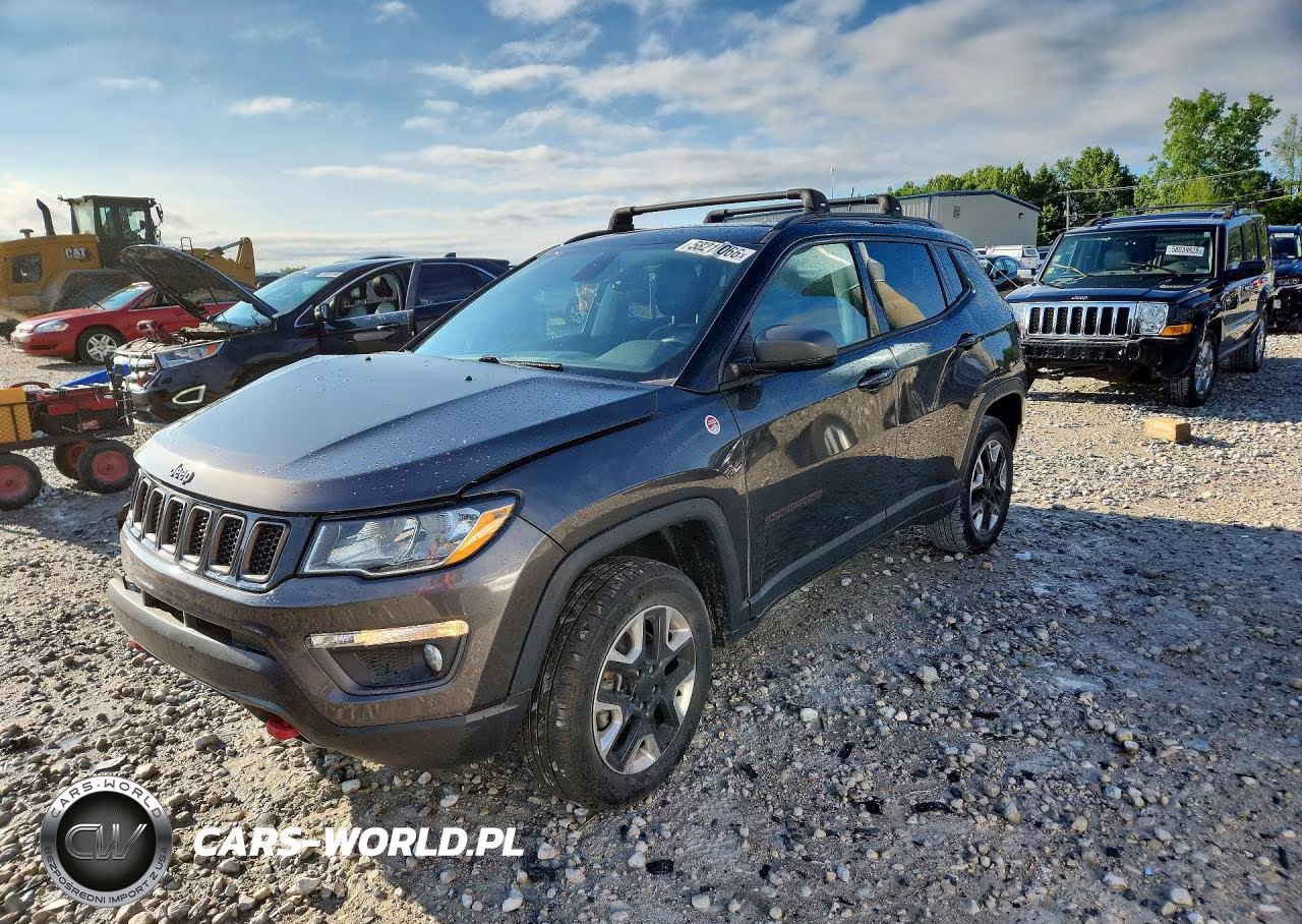 2018 Jeep Compass Trailhawk – zdjęcie 1 z 13