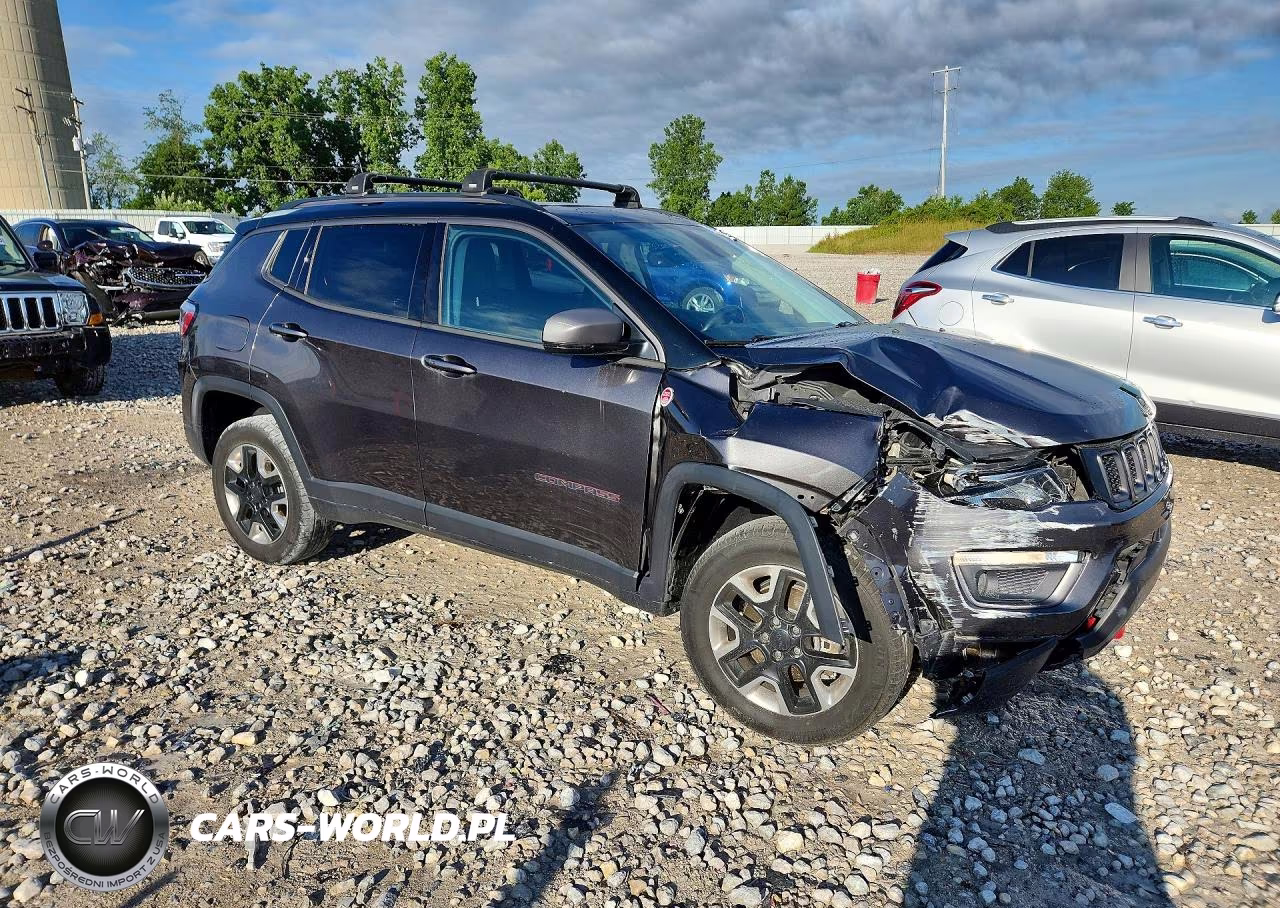 2018 Jeep Compass Trailhawk VIN:3C4NJDDB8JT231089 - 4