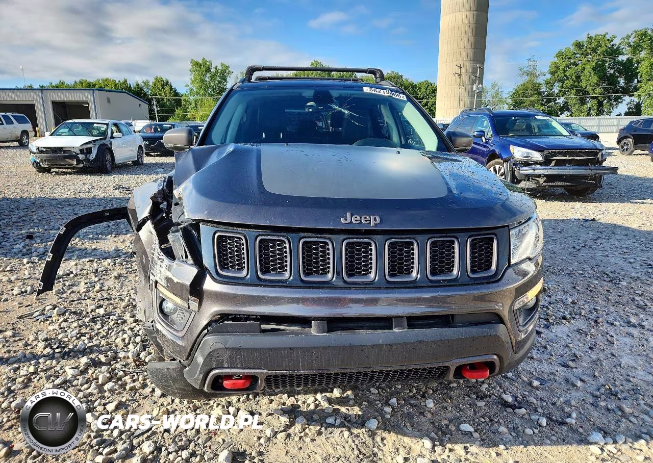 2018 Jeep Compass Trailhawk VIN:3C4NJDDB8JT231089 - 5