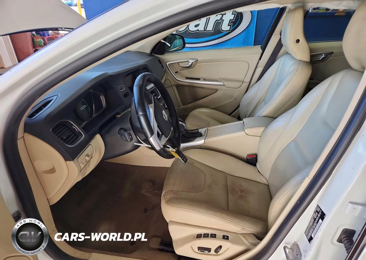 2015 Volvo V60 Premier+ VIN:YV1612SC2F1206041 - 7
