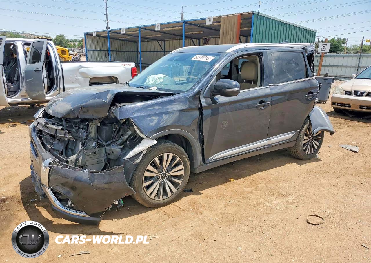 2020 Mitsubishi Outlander Se – zdjęcie 1 z 12