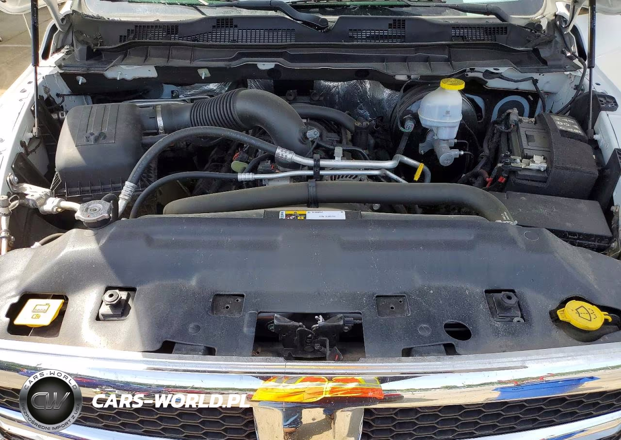 2021 Ram 1500 Classic Tradesman VIN:3C6JR6DT8MG562965 - 11