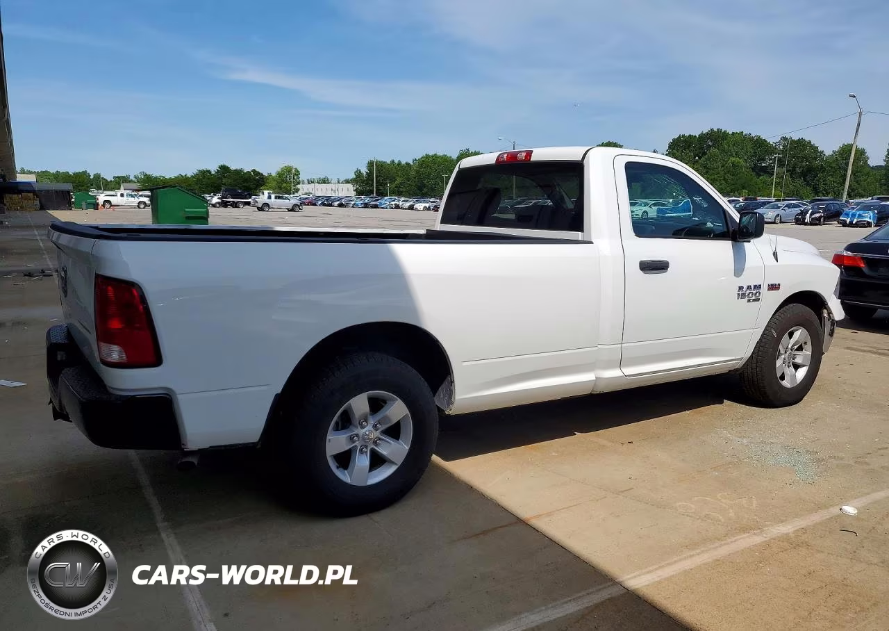 2021 Ram 1500 Classic Tradesman VIN:3C6JR6DT8MG562965 - 3