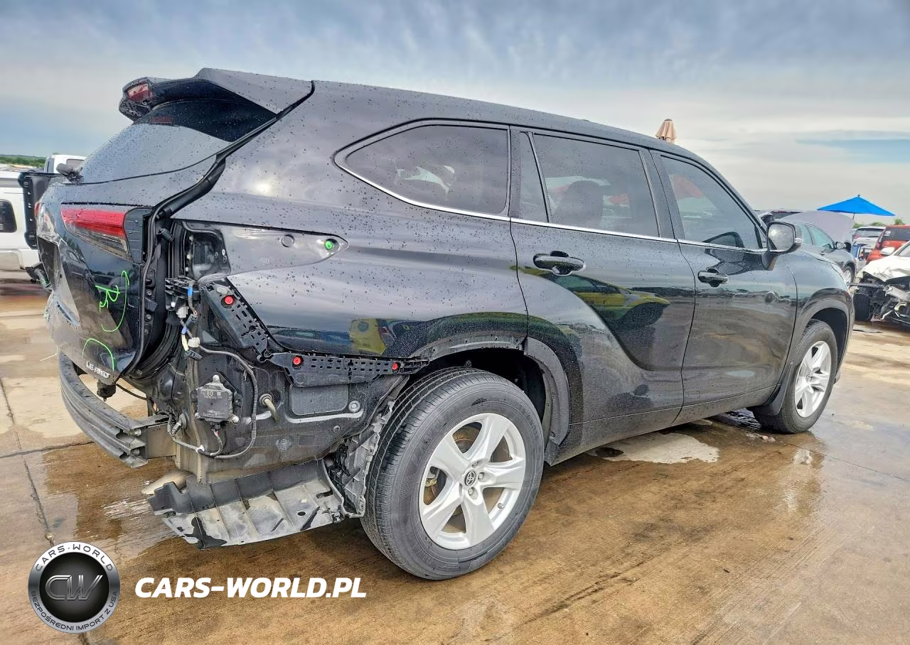 2020 Toyota Highlander Le VIN:5TDBZRBH3LS500516 - 3