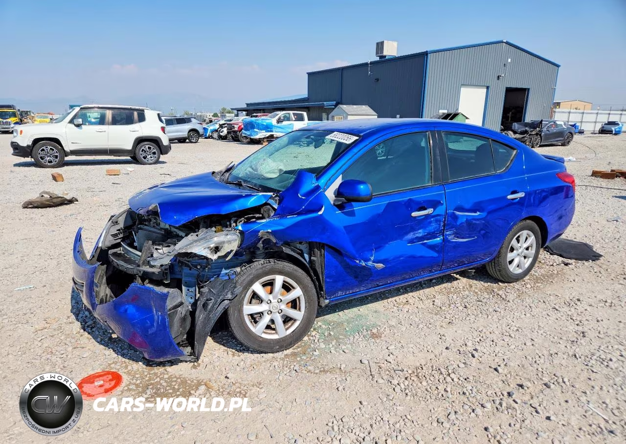 2014 Nissan Versa 1.6 Sv – zdjęcie 1 z 12