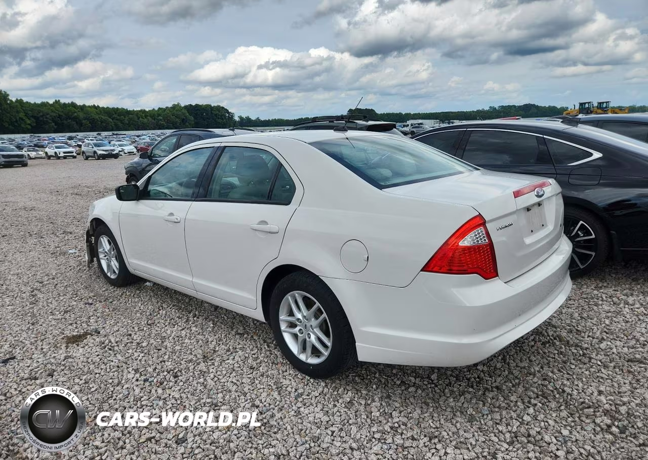 2012 Ford Fusion S VIN:3FAHP0GA8CR271055 - 2