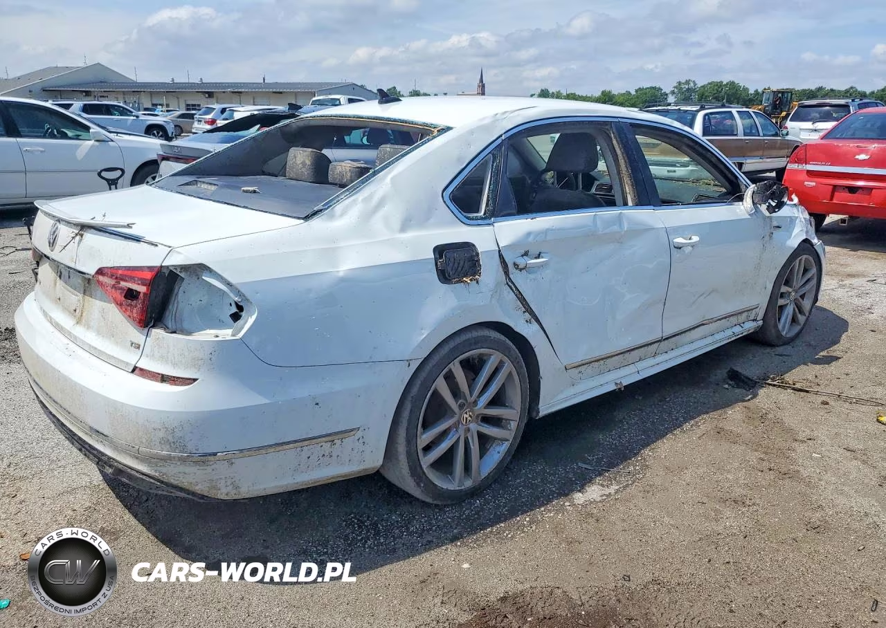 2017 Volkswagen Passat R-Line VIN:1VWDT7A36HC004863 - 3
