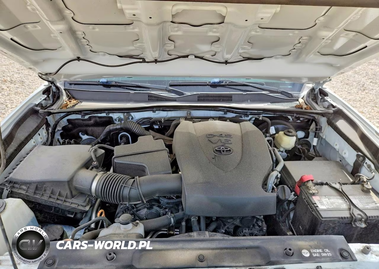 2018 Toyota Tacoma Sr V6 VIN:3TMCZ5AN9JM149838 - 11