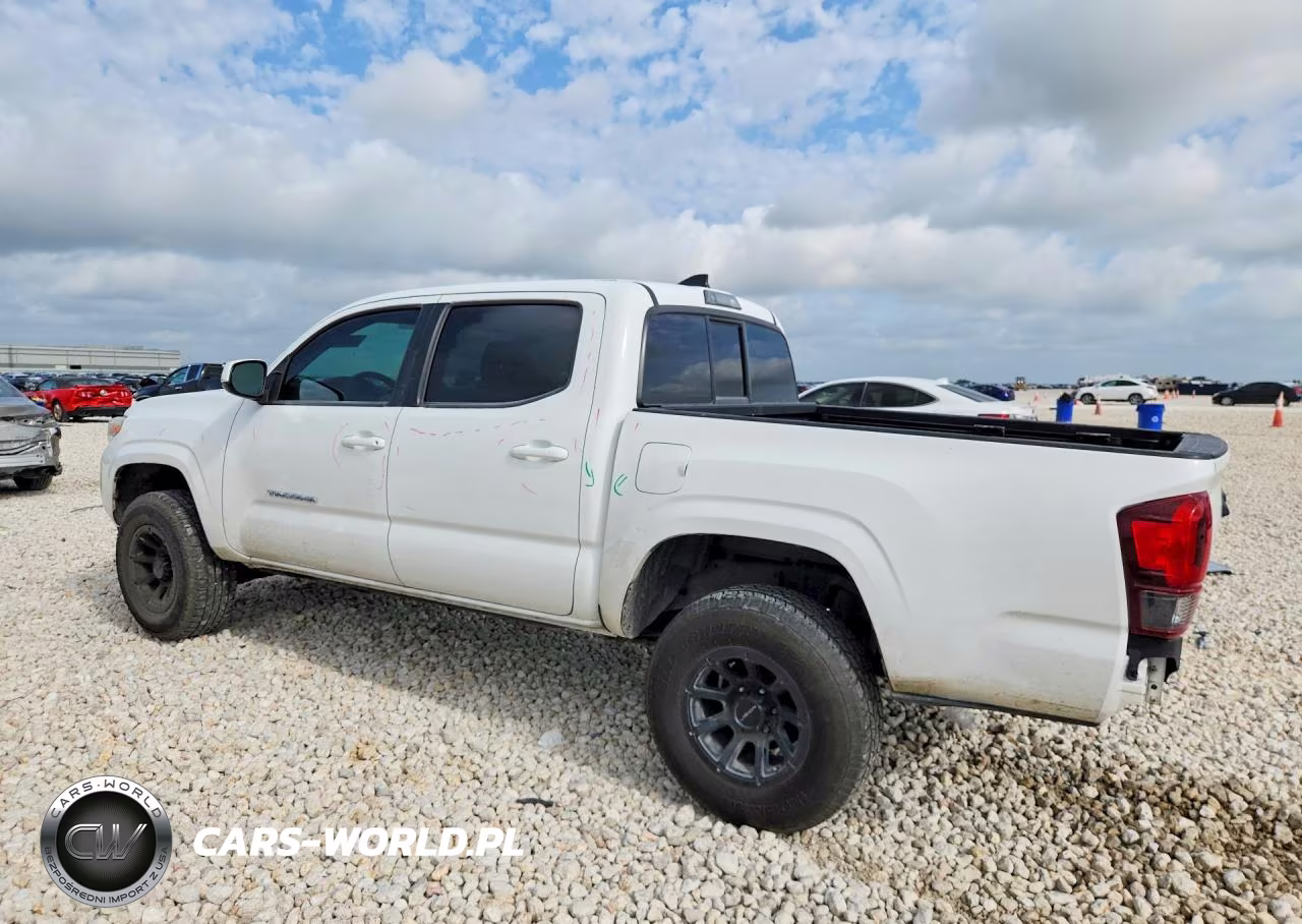 2018 Toyota Tacoma Sr V6 VIN:3TMCZ5AN9JM149838 - 2