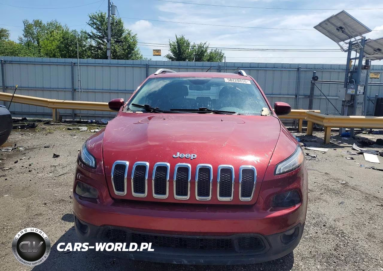 2017 Jeep Cherokee Latitude VIN:1C4PJMCB8HW646119 - 5