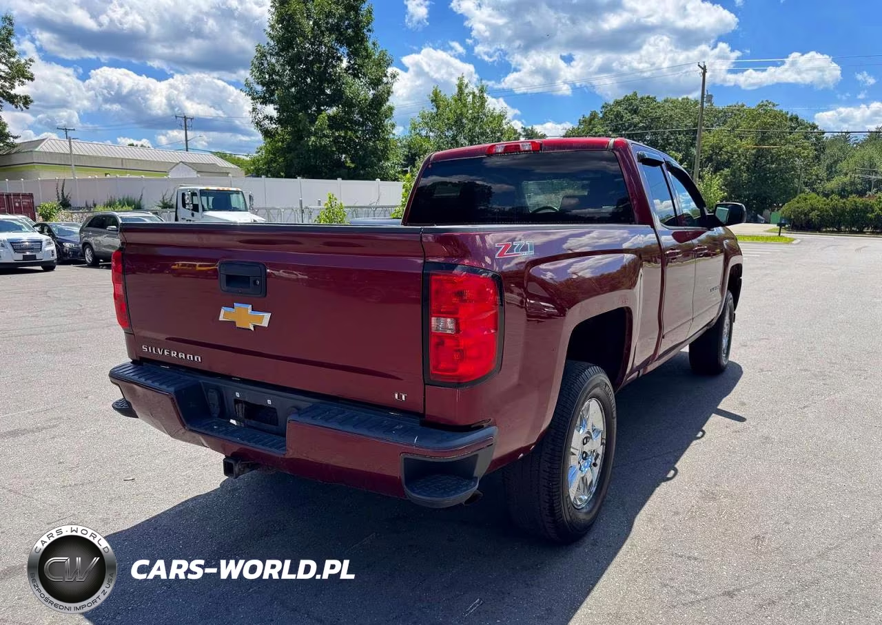 2017 Chevrolet Silverado K1500 Lt VIN:1GCVKREC7HZ117671 - 3