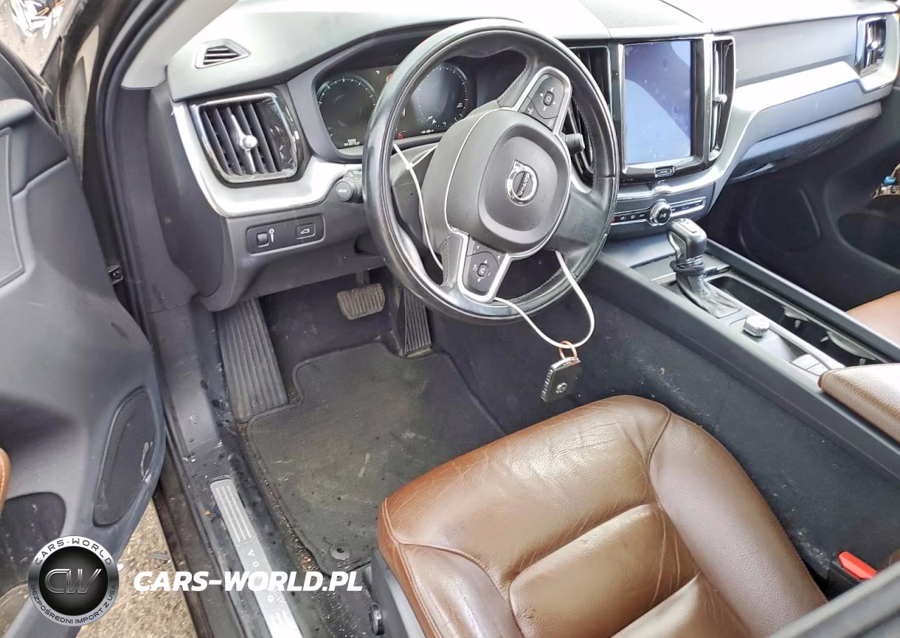 2018 Volvo Xc60 T5 VIN:LYV102RK8JB113297 - 8
