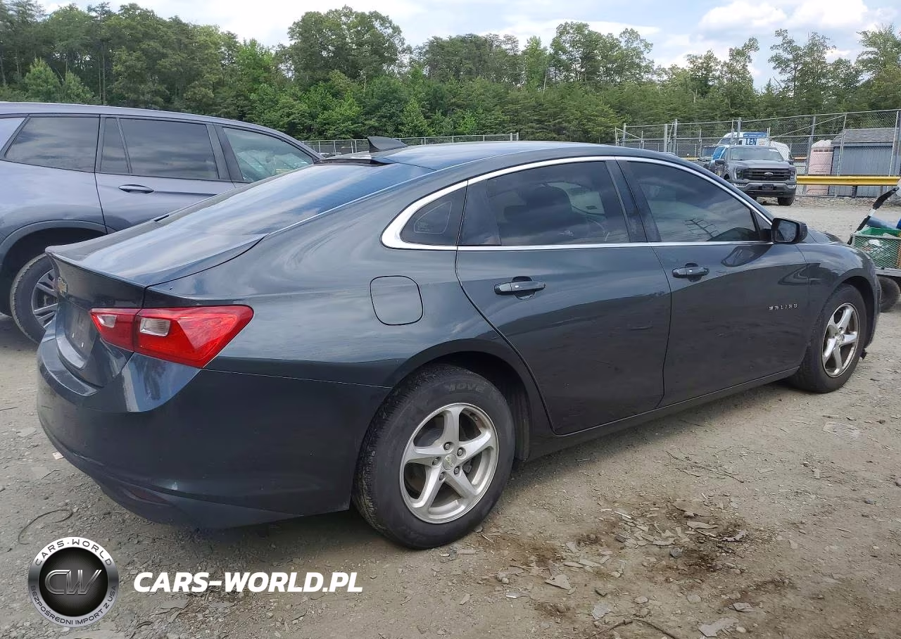 2018 Chevrolet Malibu Ls VIN:1G1ZB5ST5JF225107 - 3