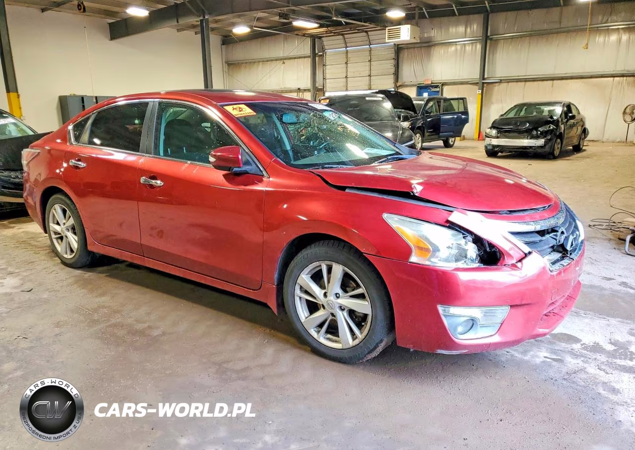 2014 Nissan Altima 2.5 VIN:1N4AL3AP2EC111749 - 4