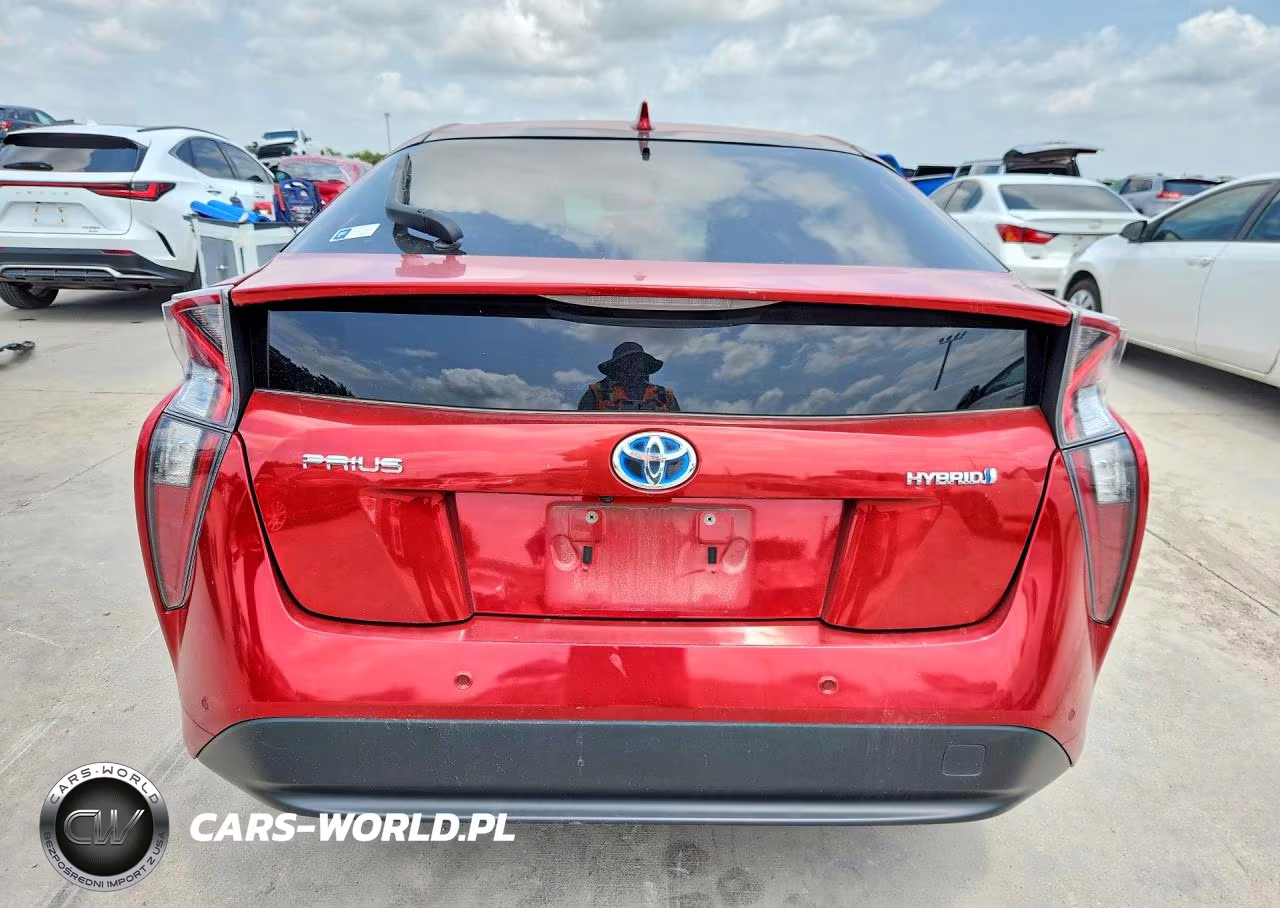 2017 Toyota Prius Four VIN:JTDKARFUXH3538056 - 6