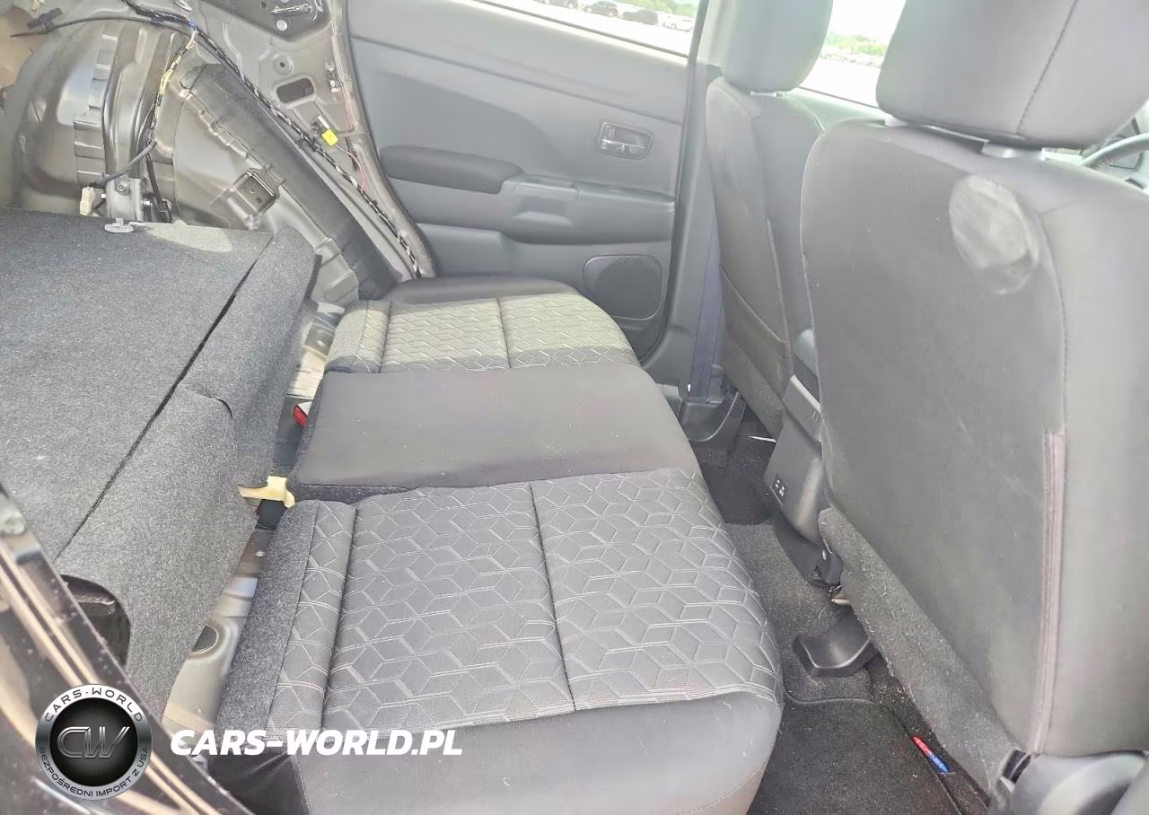 2025 Mitsubishi Outlander Sport S VIN:JA4ARUAU4SU002617 - 11