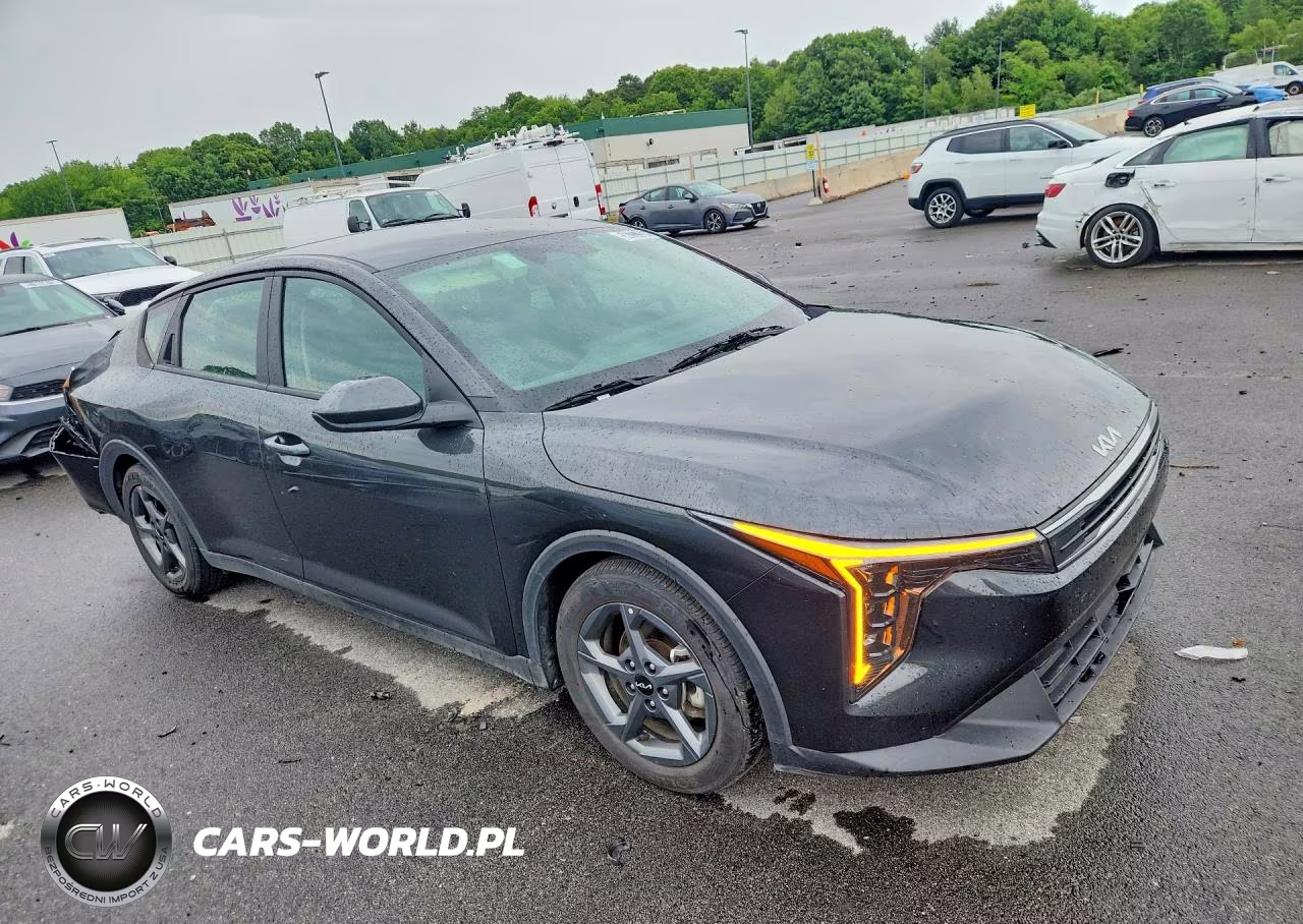 2025 Kia K4 Lxs VIN:3KPFT4DEXSE059050 - 4