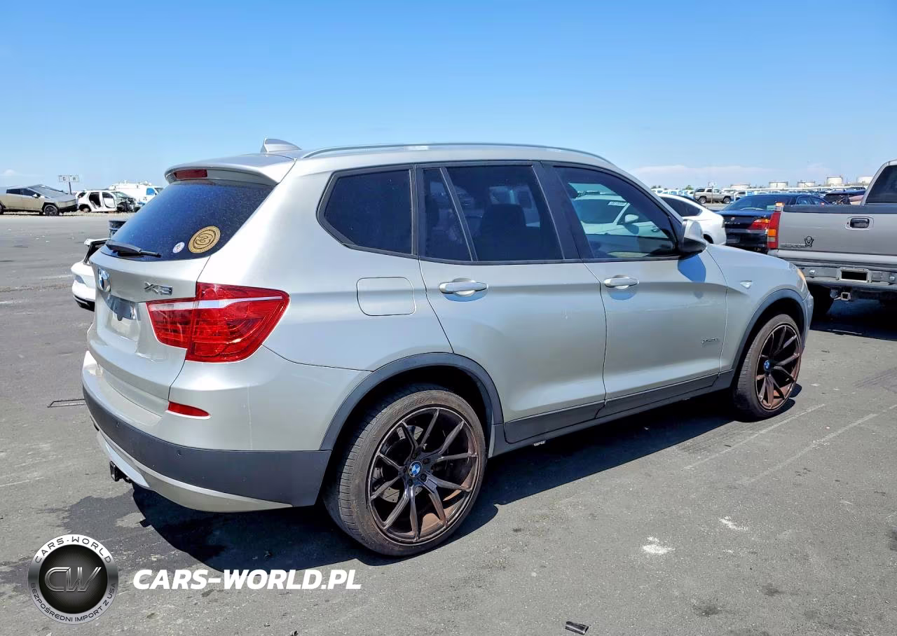2011 BMW X3 xDrive28I VIN:5UXWX5C51BL700622 - 3